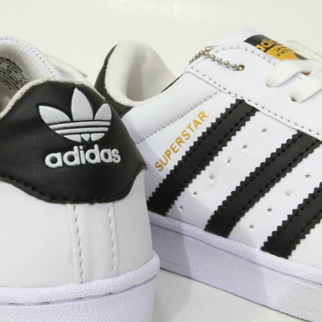 Adidas Superstar Putih list hitam