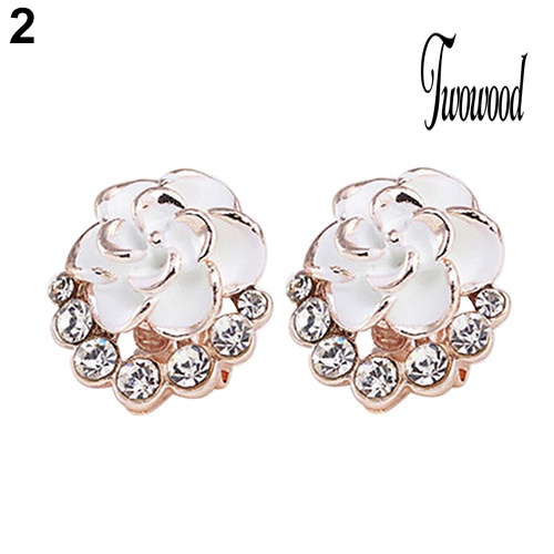 Anting Stud Desain Bunga Peony Camellia Bahan Alloy Aksen Berlian Imitasi Untuk Wanita