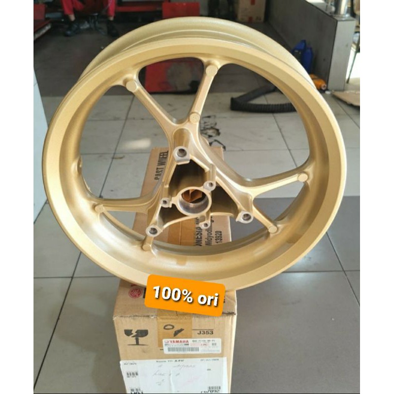 VELG  PELAK PELEK  DEPAN NEW NMAX 2020 GOLD B6H F5168 00 P2
