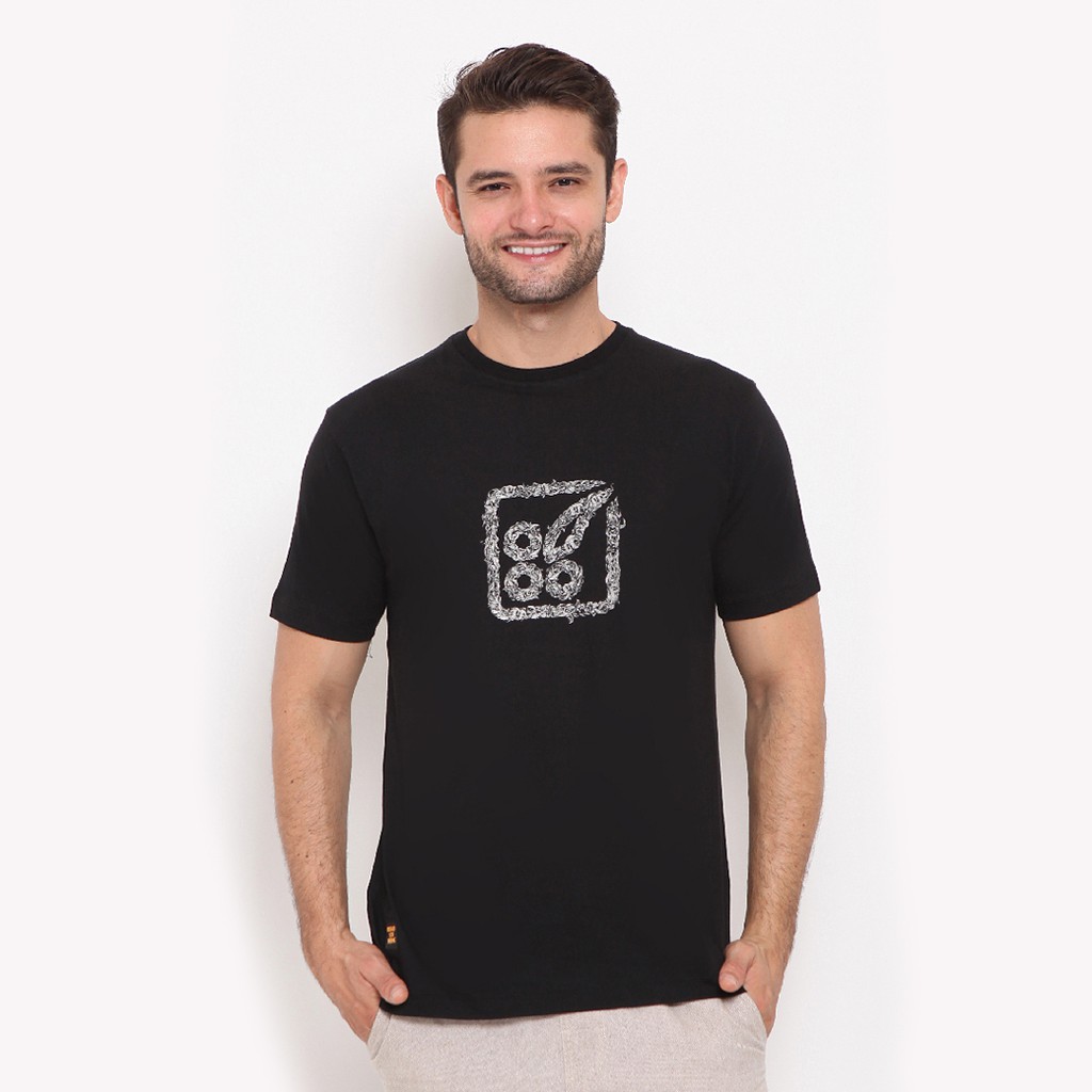 Kaos  Distro Baju Kaos  Oblong  Pria  Freehair Black Promo 