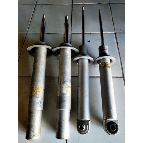 shockbreaker shock absorbers BMW E39 528i 520i 530i