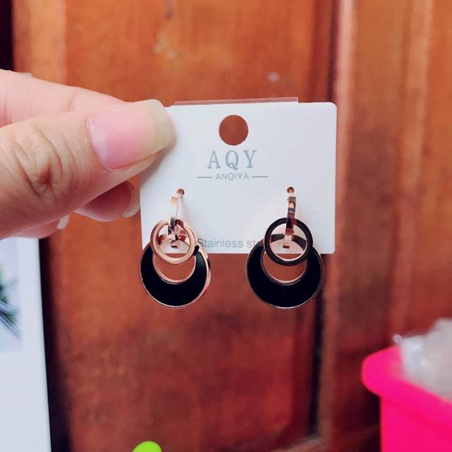 Anting fashion / anting titanium import model black ring / anting wanita anti karatan