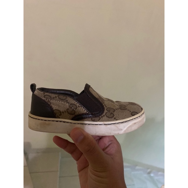 preloved sepatu gucci anak