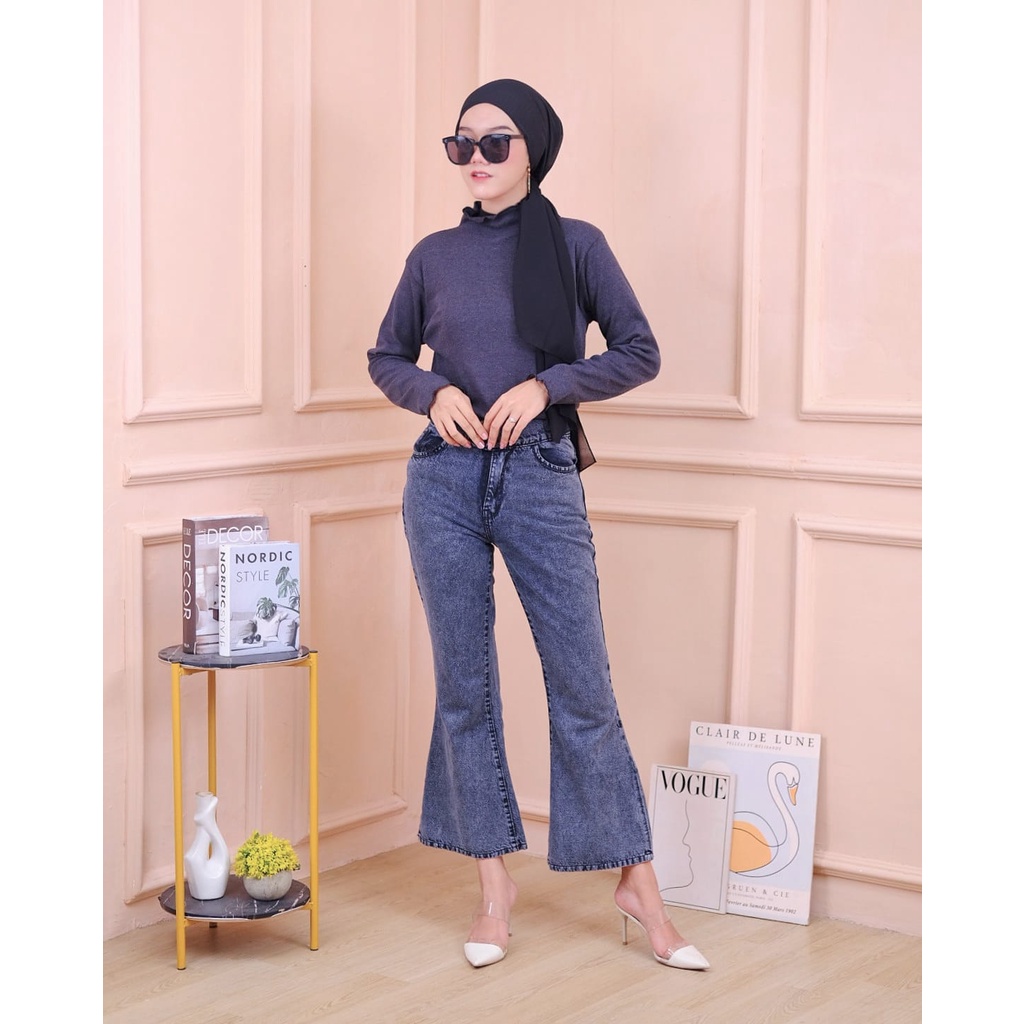 DAISY CURLY SWEATER / INNER RIB PREMIUM TURTLENECK KRIWIL LENGAN PANJANG NECI TOP KAOS CURLY RAJUT KERAH / KAOS POLOS / KAOS LENGAN PANJANG / INNER RUFFLE / INNER HIJAB KENGAN PANJANG BAHAN RIB TEBAL / KAOS CURLY RIB RAJUT KERAH  / INNER TOP TURTLENECK