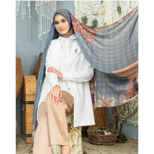 Button scarf Ocean/ Papillon scrarf SageGreen  by: Wearing Klamby