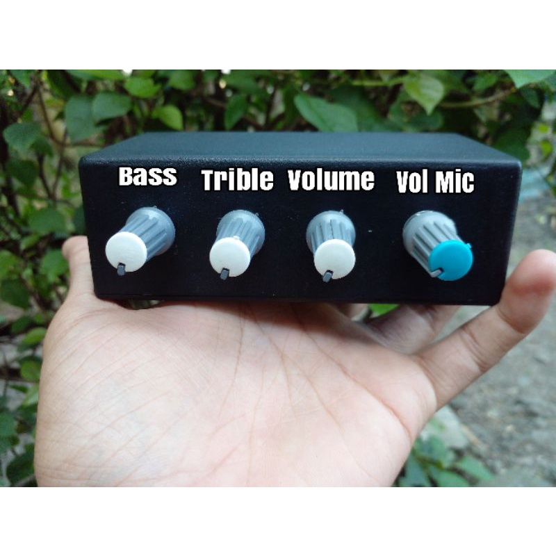 Ampli Mini 12v Bisa Karaoke an (Volume Mic,Volume,Trible,Bass)