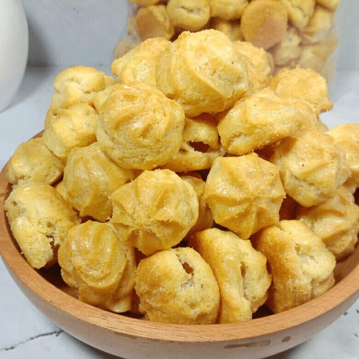 

Snack Soes Kering Crispy Gurih