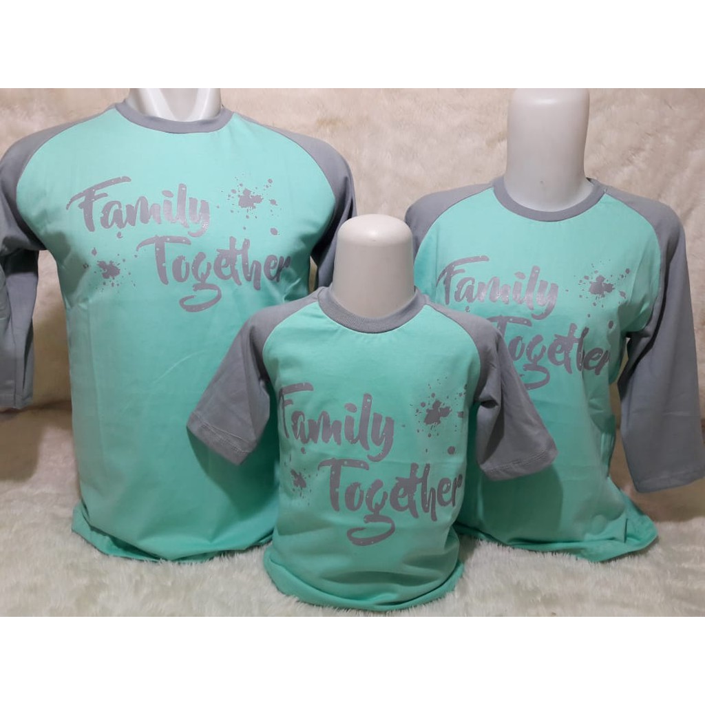 Kaos couple sarimbit keluarga Family Together  Tska yeluzi