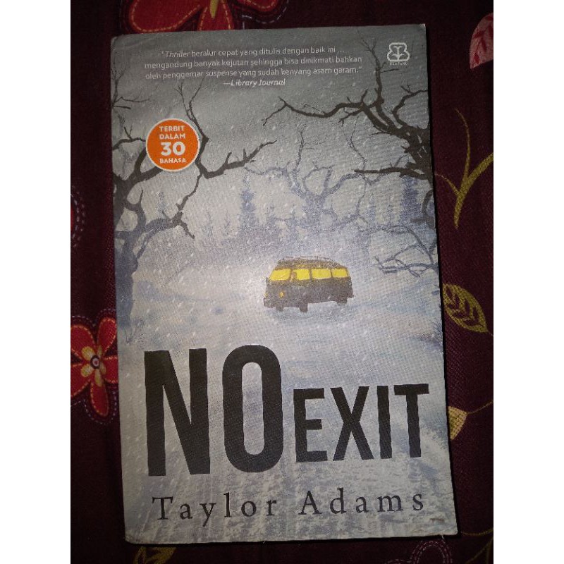 Novel(preloved/bekas/second) No Exit