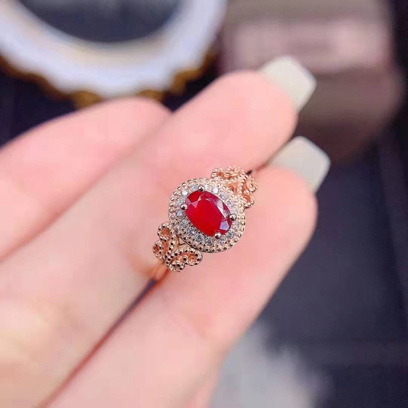 Cincin Wanita Bentuk Geometri Oval Hias Cubic Zirconia AAA Warna Merah Untuk Pernikahanpertunangan