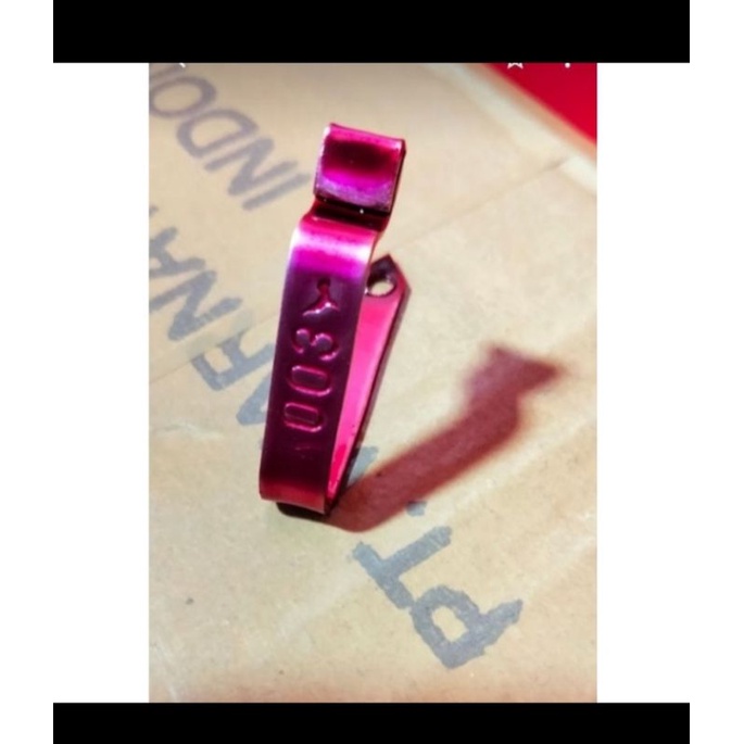 segel ayam( mini) ukuran 2cm x 4mm.harga per 1 pcs.Bisa riquest nama farm sendiri.