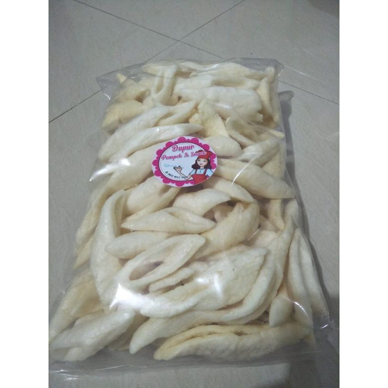

KERUPUK IKAN 250GR