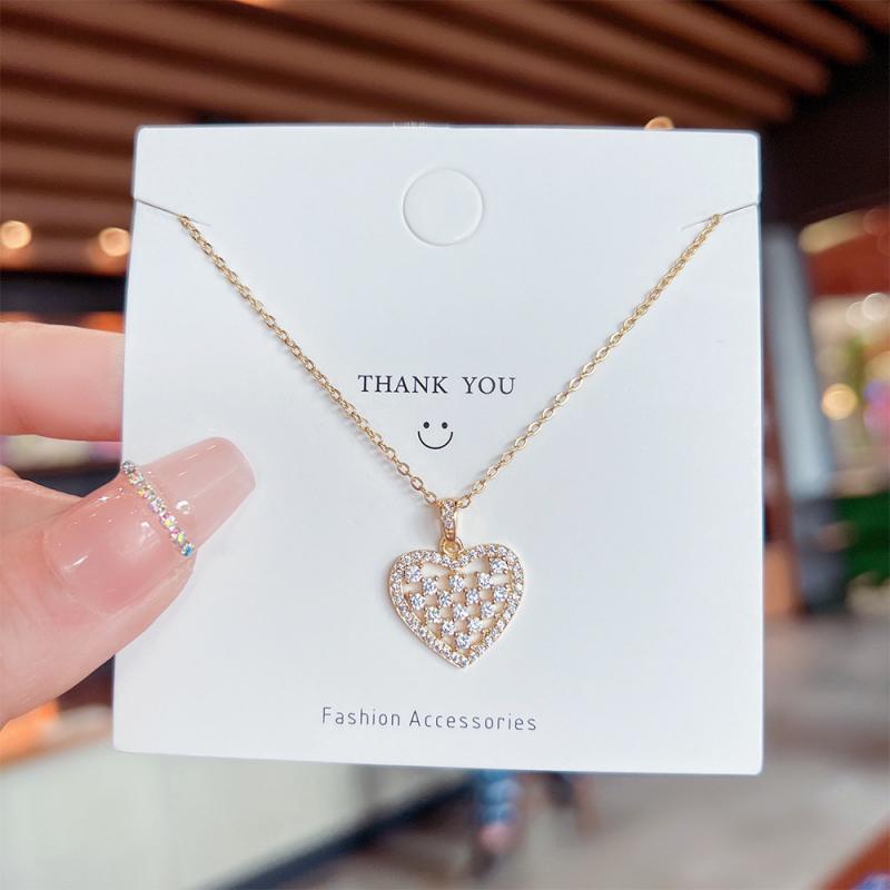 XiaoboACC Kalung Rantai Klavikula Bahan Titanium Steel Lapis Emas 18K Hias Liontin Hati Berlian Ukuran Untuk Wanita - 38CM + 6CM