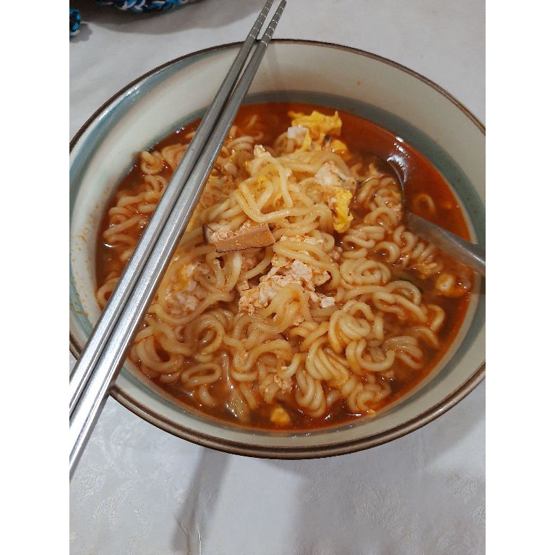

Shin Ramyun Korean instant noodle soup