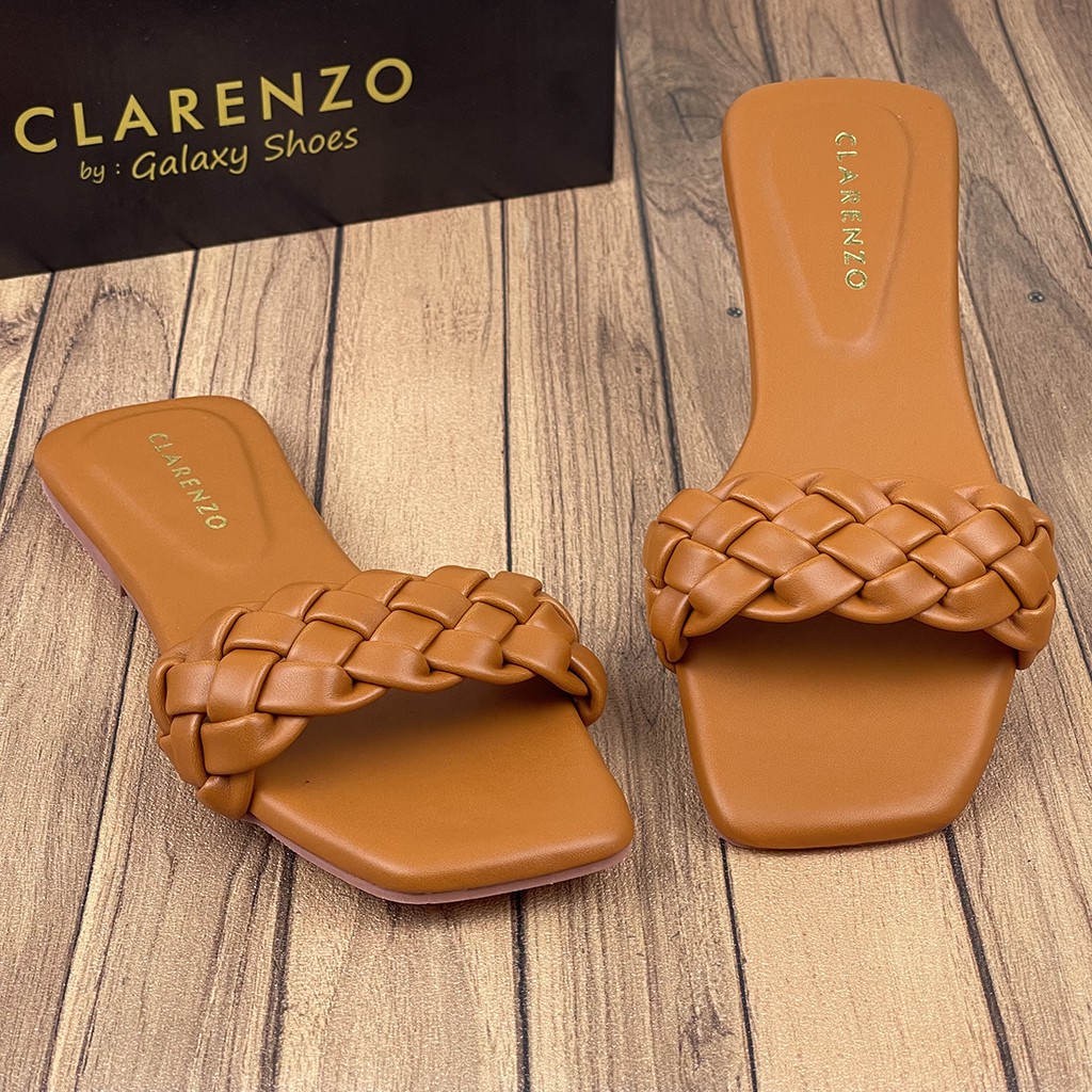 Sandal Flat Wanita Teplek Kepang MB07 - CLARENZO