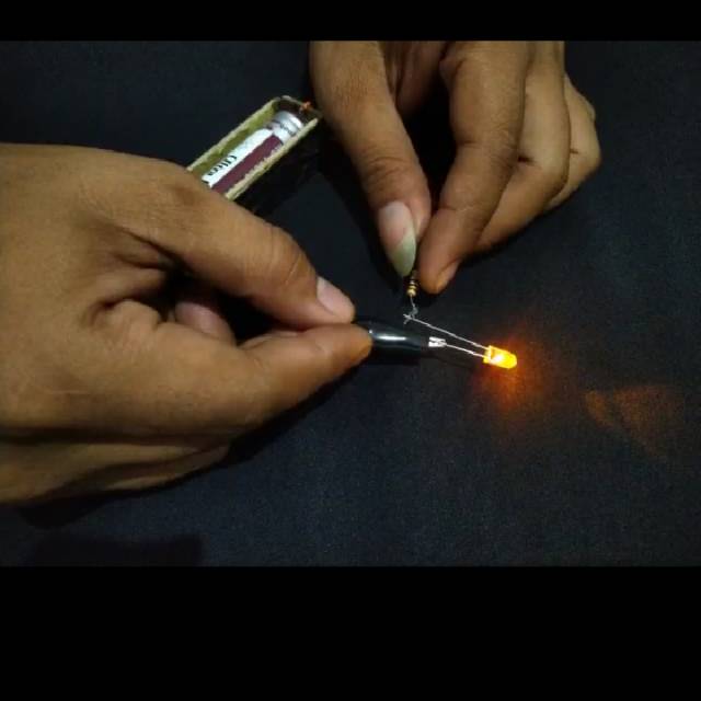[1 PICES]3mm,5mm,3warna.KEDIP/TIDAK KEDIP LAMPU LED 5mm 3mm