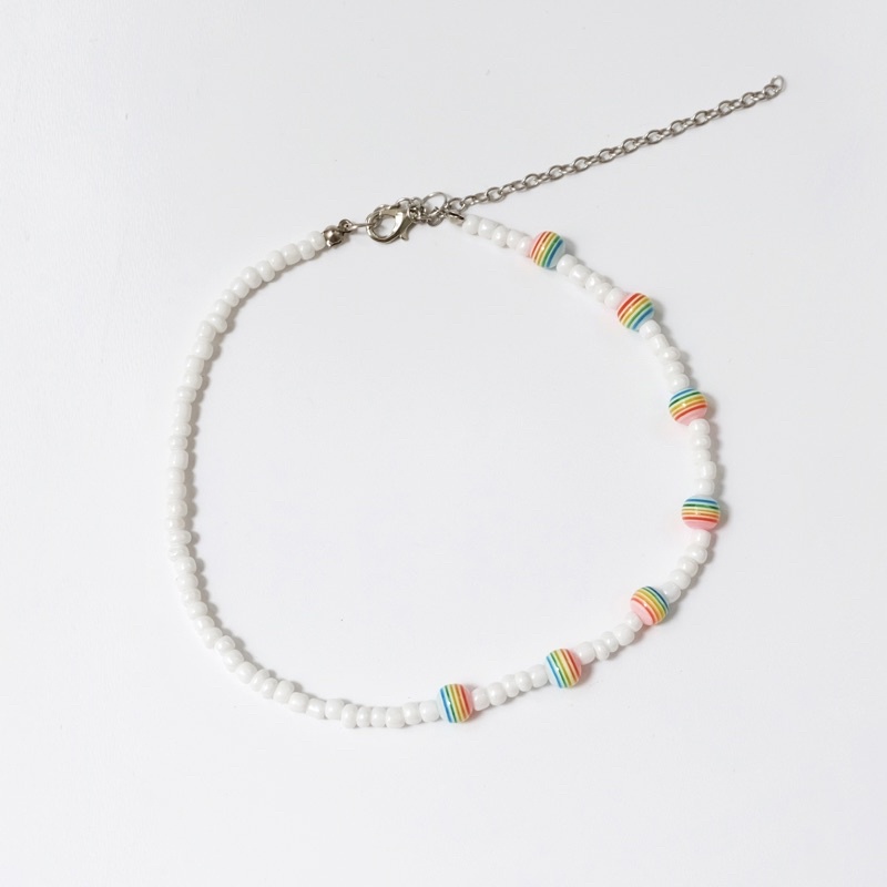 roundie beaded choker / beads necklace