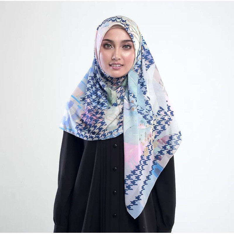 Zoya yura scarf