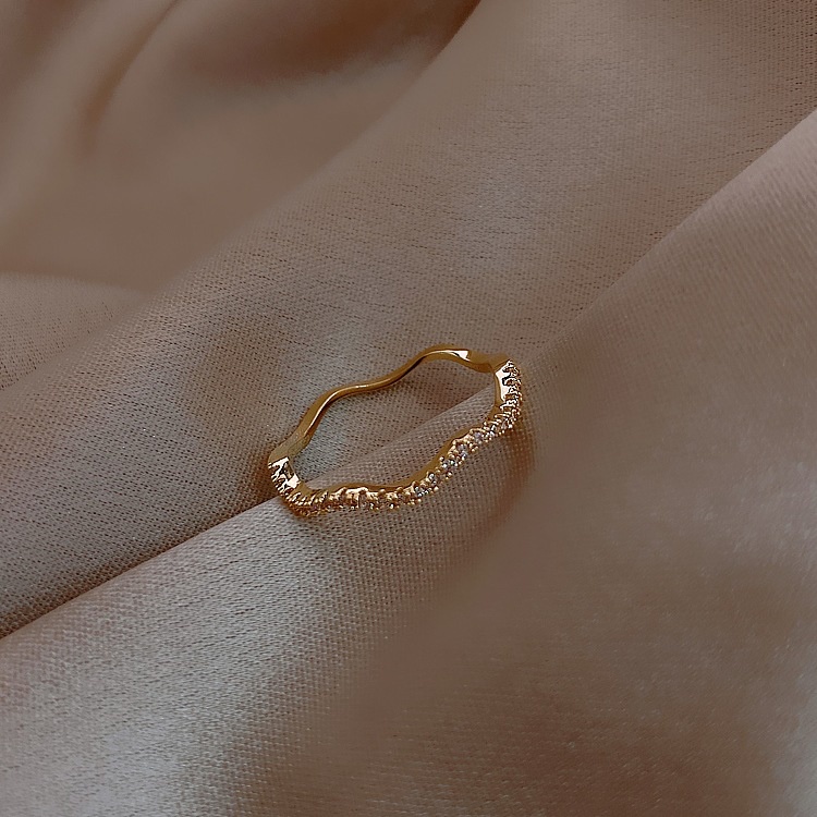 Cincin Desain Gelombang Gaya Jepang Untuk Wanita