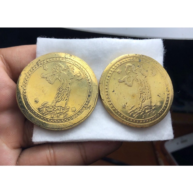 Koin Kuno Nenek Bungkuk Yasin 5 dan 7 Sepasang