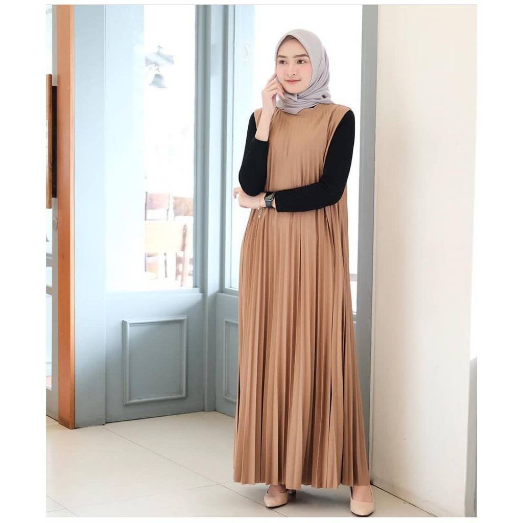 Nini dress plisket - Thejanclothes