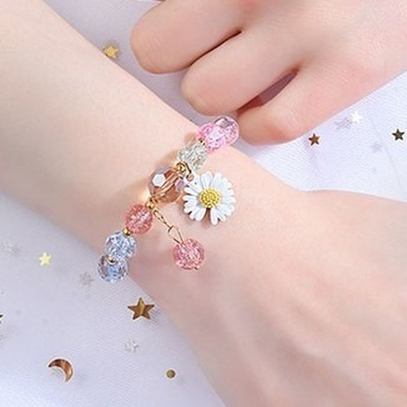 New crystal beaded fashion girl heart simple and sweet pop flower crystal small daisy bracelet