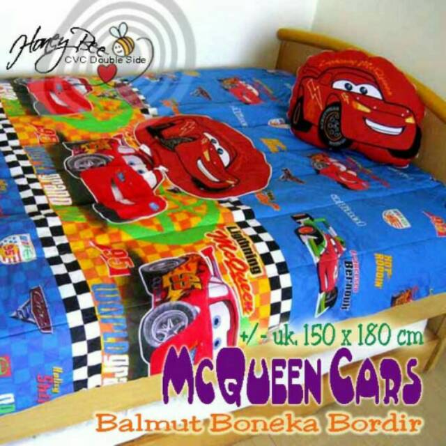 Bantal Selimut Balmut Karakter Cars McQueen