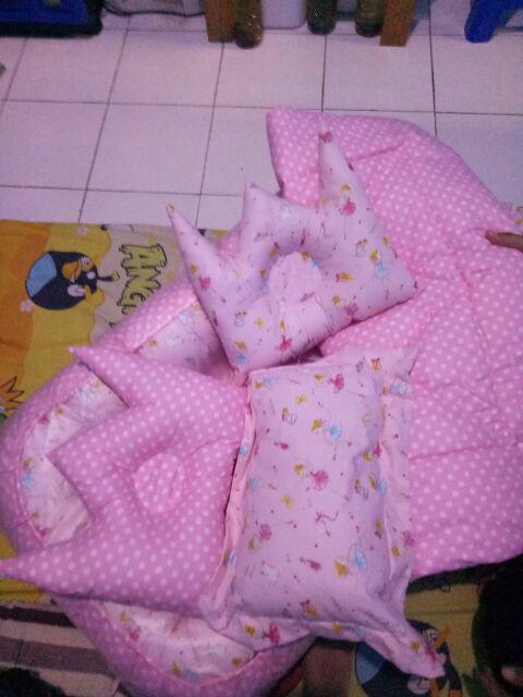 Star9 - Babynest Kotak Motif Swan Princess Abu Pink