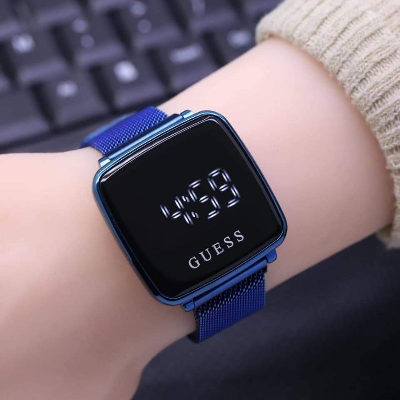 JAM TANGAN GUESS TOUCH WATCH MAGNET3,6CM