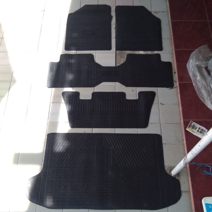 Karpet Karet Mobil Full Set Calya - Sigra