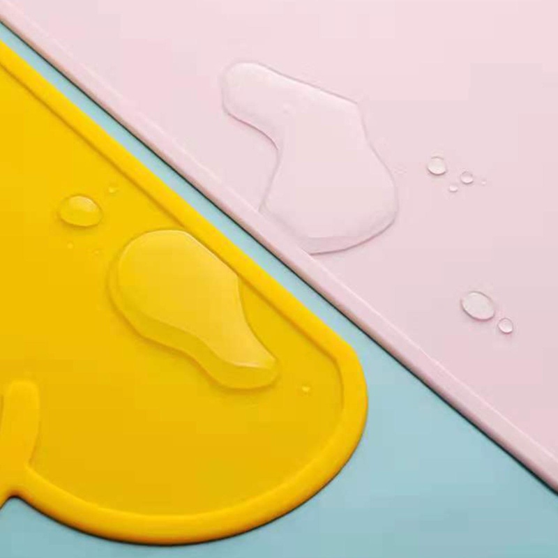 Mary Alas Makan Bayi / Anak Bentuk Awan Bahan Silikon Anti Slip BPA Free Reusable