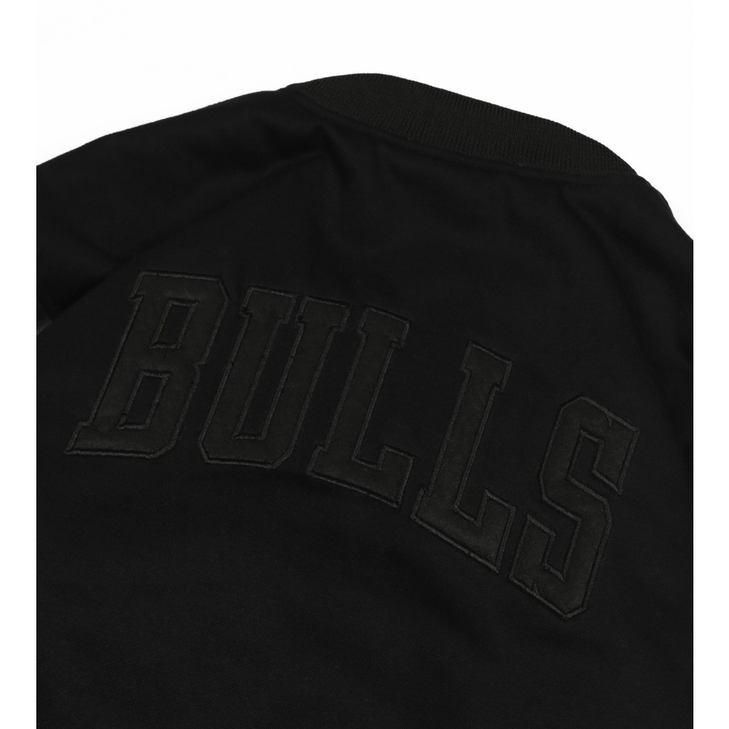 Jaket Varsity NBA CHICAGO BULLS EMBROID / Jaket Varsity Pria / Jaket Varsity Wanita Available M L XL Casual Good Brand Quality (Fulltag) Realpict