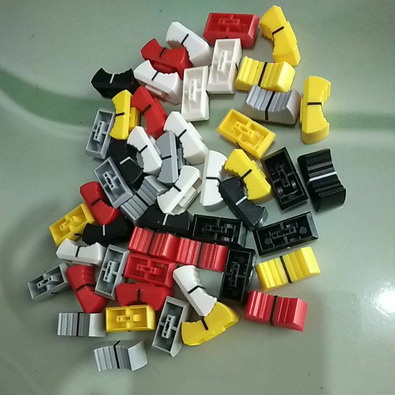 Knop potensio geser warna