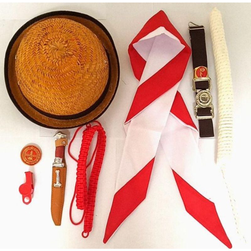 Perlengkapan pramuka SD lengkap anak perempuan