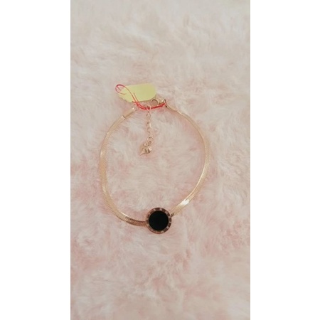 Gelang tangan Titanium Mata hitam