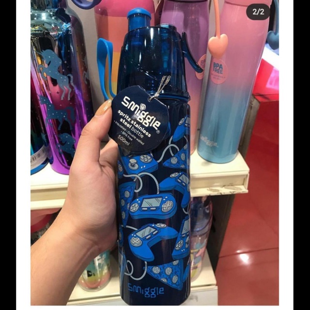 Smiggle stainless spritz bottle