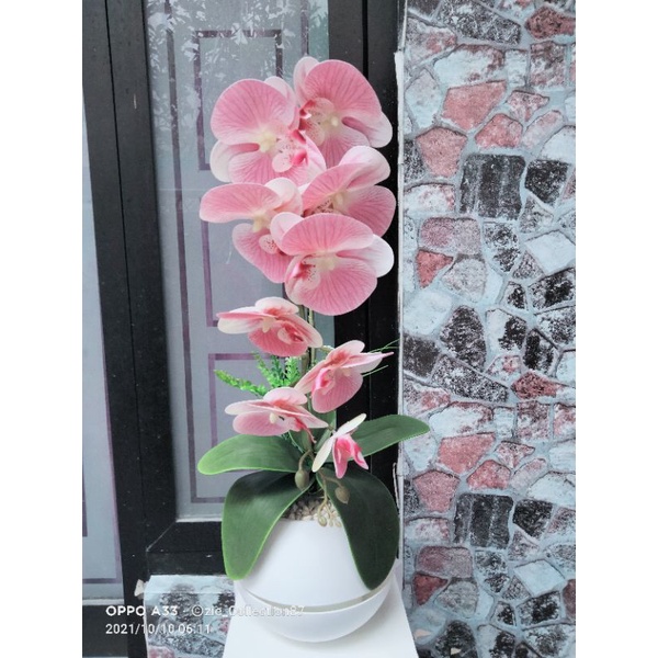Anggrek latex jumbo dengan pot / rangkaian anggrek latex jumbo / bunga hias / bunga dekorasi / bunga