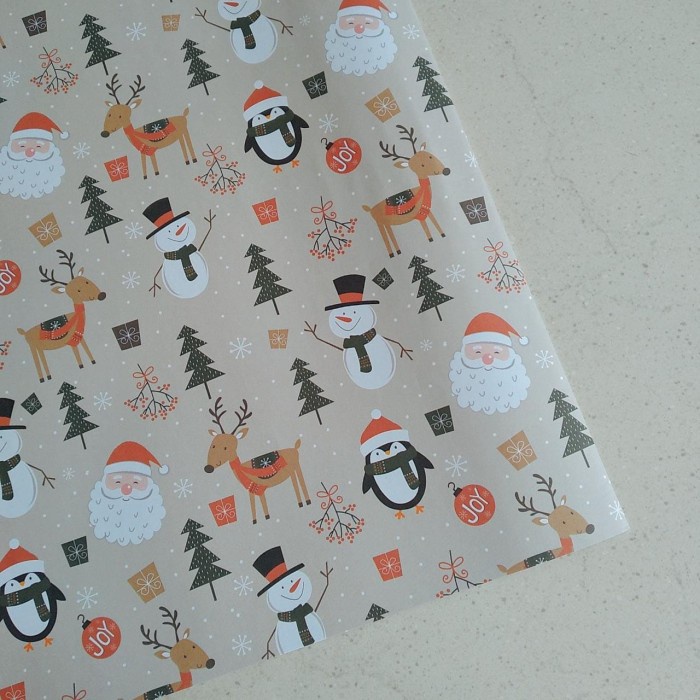 

Kertas Kado Premium Wrapping Motif Boneka Salju - Christmas Edition