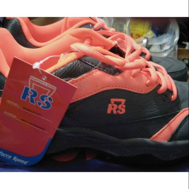 SEPATU BADMINTON RS SIRKUIT 571