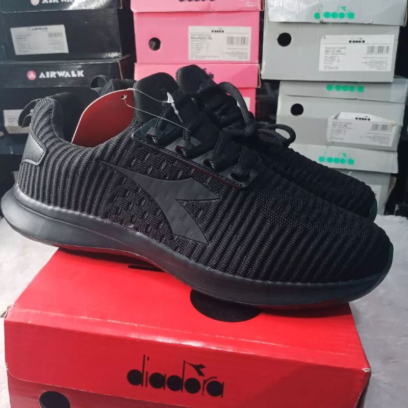 Diadora COPA Sepatu Original Pria Hitam