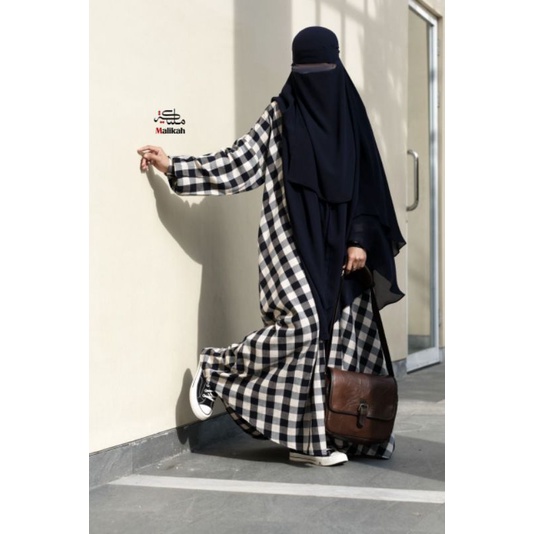 AMBER BY ABAYA MALIKAH