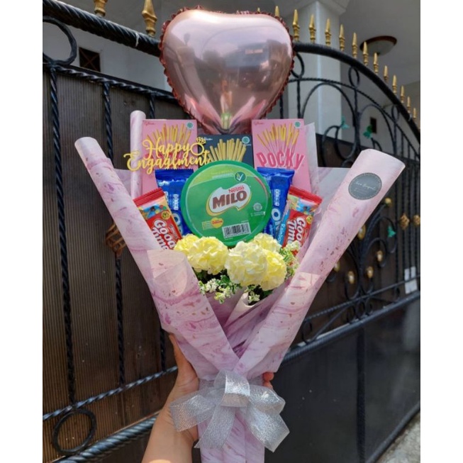 

BUKET SNACK ULANGTAHUN/WISUDA/ANNIVERSARY SUPER