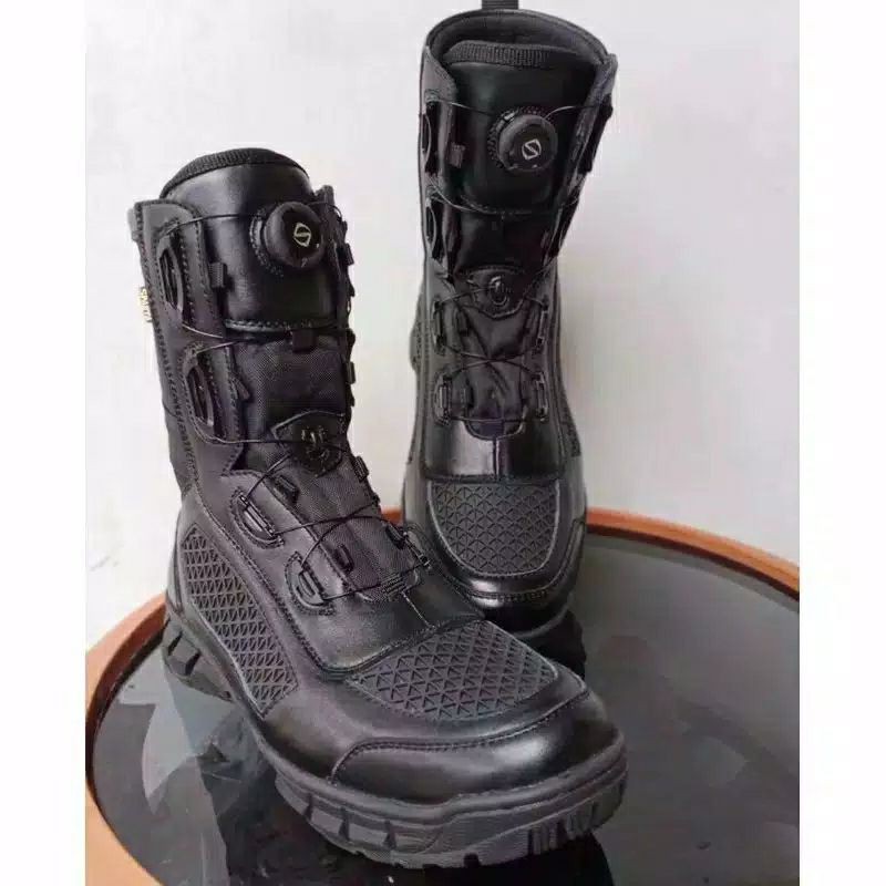 SEPATU PDL BOA TALI PUTAR