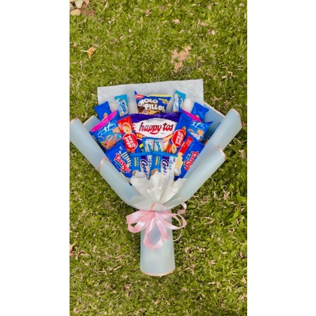 

bucket snack jumbo, hadiah wisuda, hadiah garaduation, hadiah ulangtahun