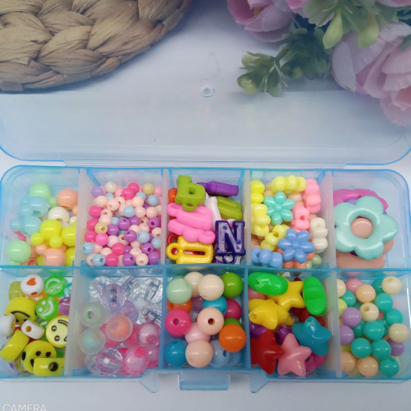 Mini Box Mainan Edukasi Meronce Anak