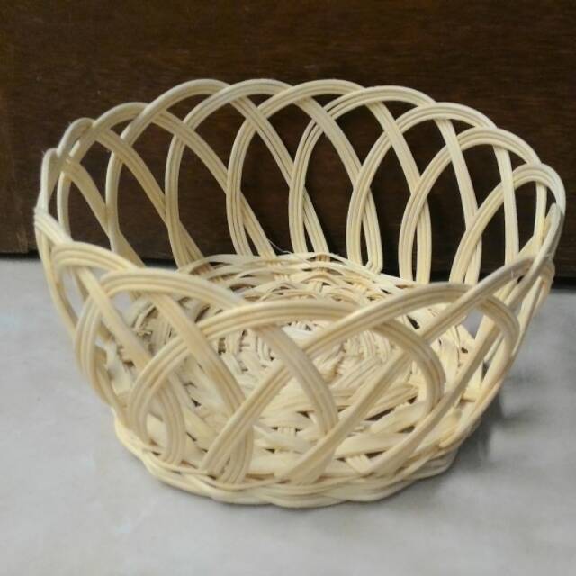 Keranjang bambu kecil untuk snack buah permen dll Keranjang bambu kecil untuk snack buah permen dll