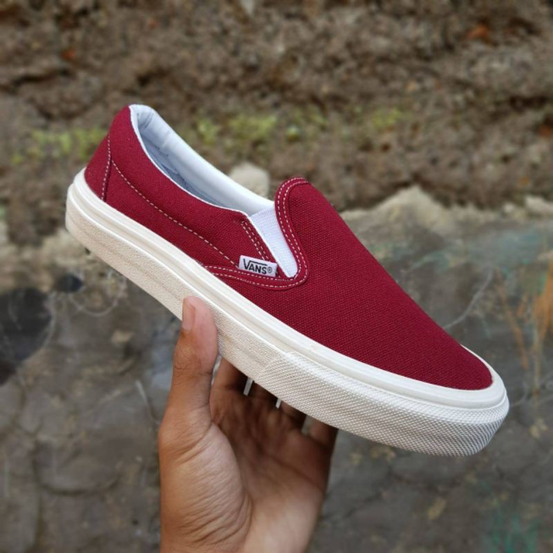 SEPATU CASUAL VANS SLIP ON SIZE 36-43