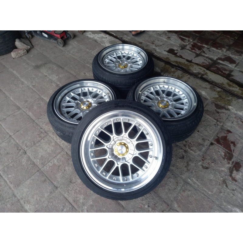 VELG BEKAS COPOTAN MOBIL HSR FORMULA ( BBS ) RING 17 PCD 4X100 4X114.3 + BAN 205 45 R17