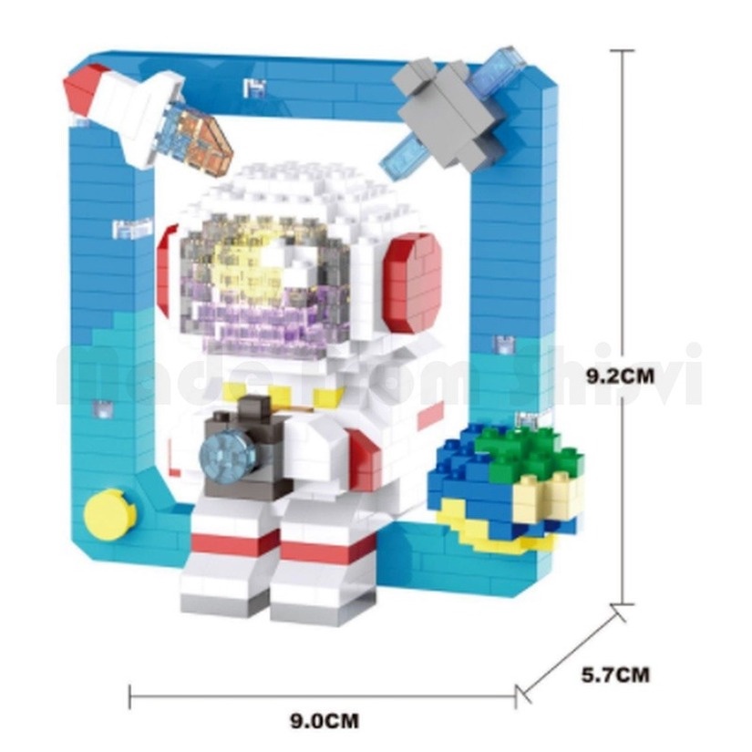 (300-400Pcs) Mainan Balok Bangunan Roket Astronot Mini Micro Dengan Lampu Untuk Hadiah Anak