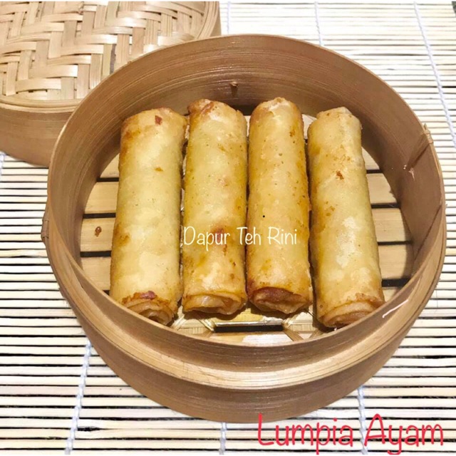 

Lumpia Ayam isi 10 pcs & 20 pcs + saos cocolan